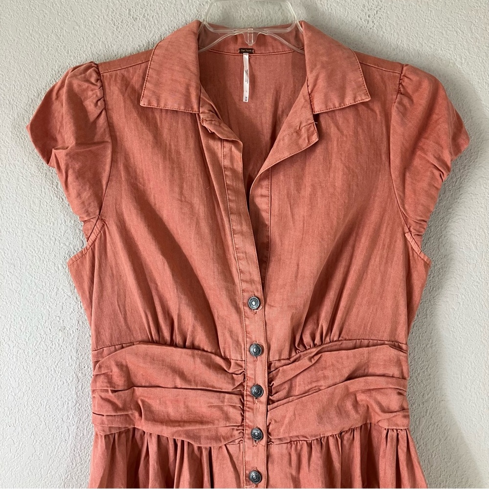 FREE PEOPLE Denim Boho Mini Shirt Dress M Fit & Flare Summer Festival Beach - Picture 4 of 16